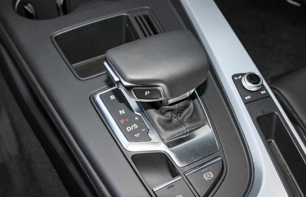 2015款奥迪a4l的双离合变速箱怎样,奥迪a4l怎么样变速箱才有问题