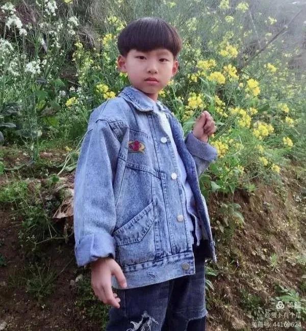 霞浦县第三小学，第四周升旗仪式——劳逸结合光荣护旗手