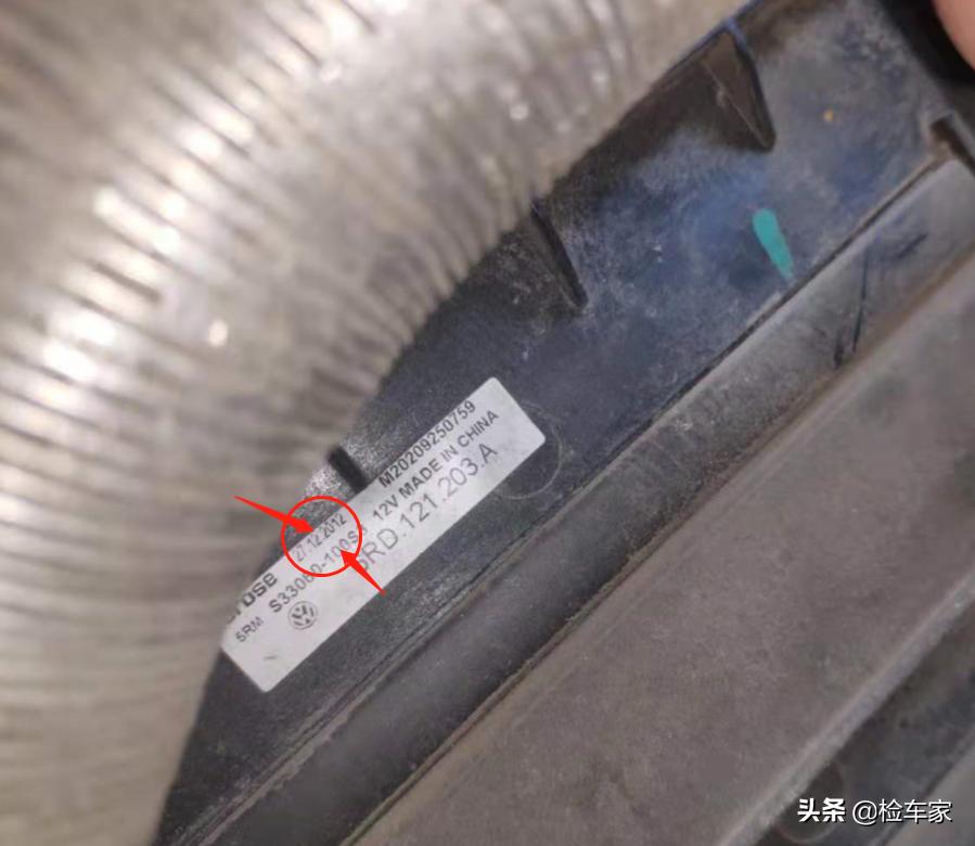 买二手大众polo哪款性价比高,大众polo和斯柯达晶锐对比视频