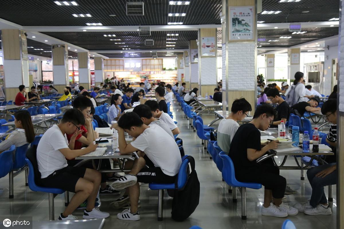 在读大专想专升本有哪些渠道,专科生应该怎样为专升本做准备