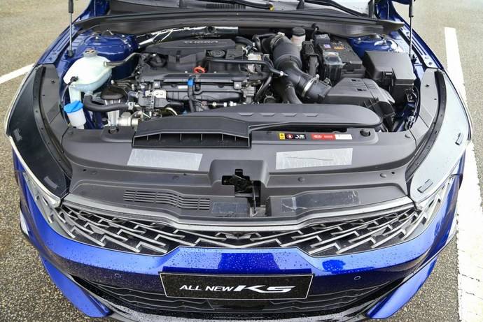 2021起亚k5凯酷1.5焕新版试驾视频,2024款起亚k5夜间第一视角试驾