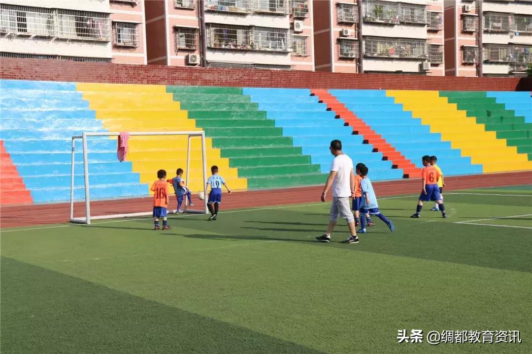 嘉陵区思源实验学校足球队,南充校园足球联赛直播