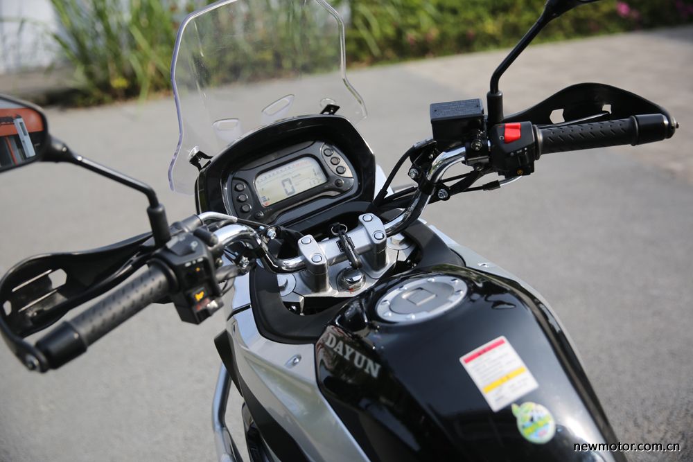 大运300拉力车发动机是不是本田的,大运300拉力车直播