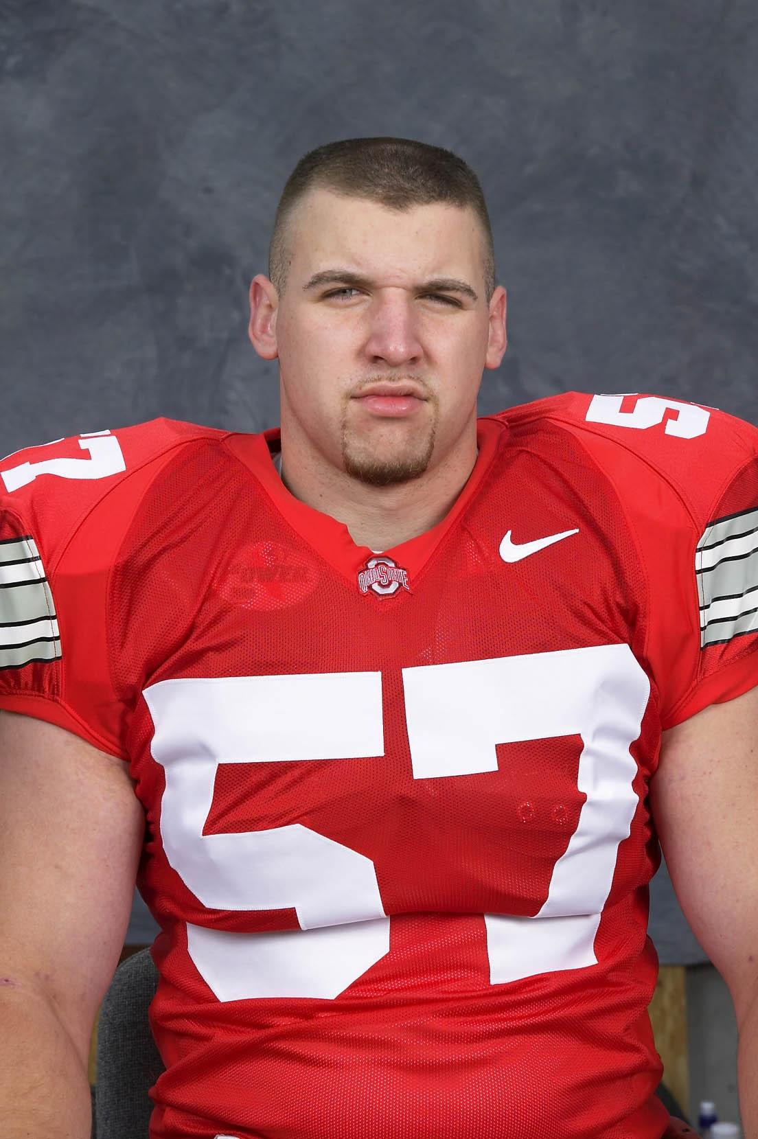 225磅有多重,nfl橄榄球225磅卧推纪录