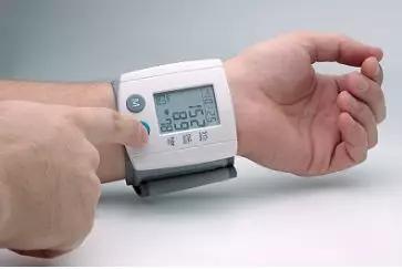 如何辨别真假心肌缺血,心肌缺血的亲身经历