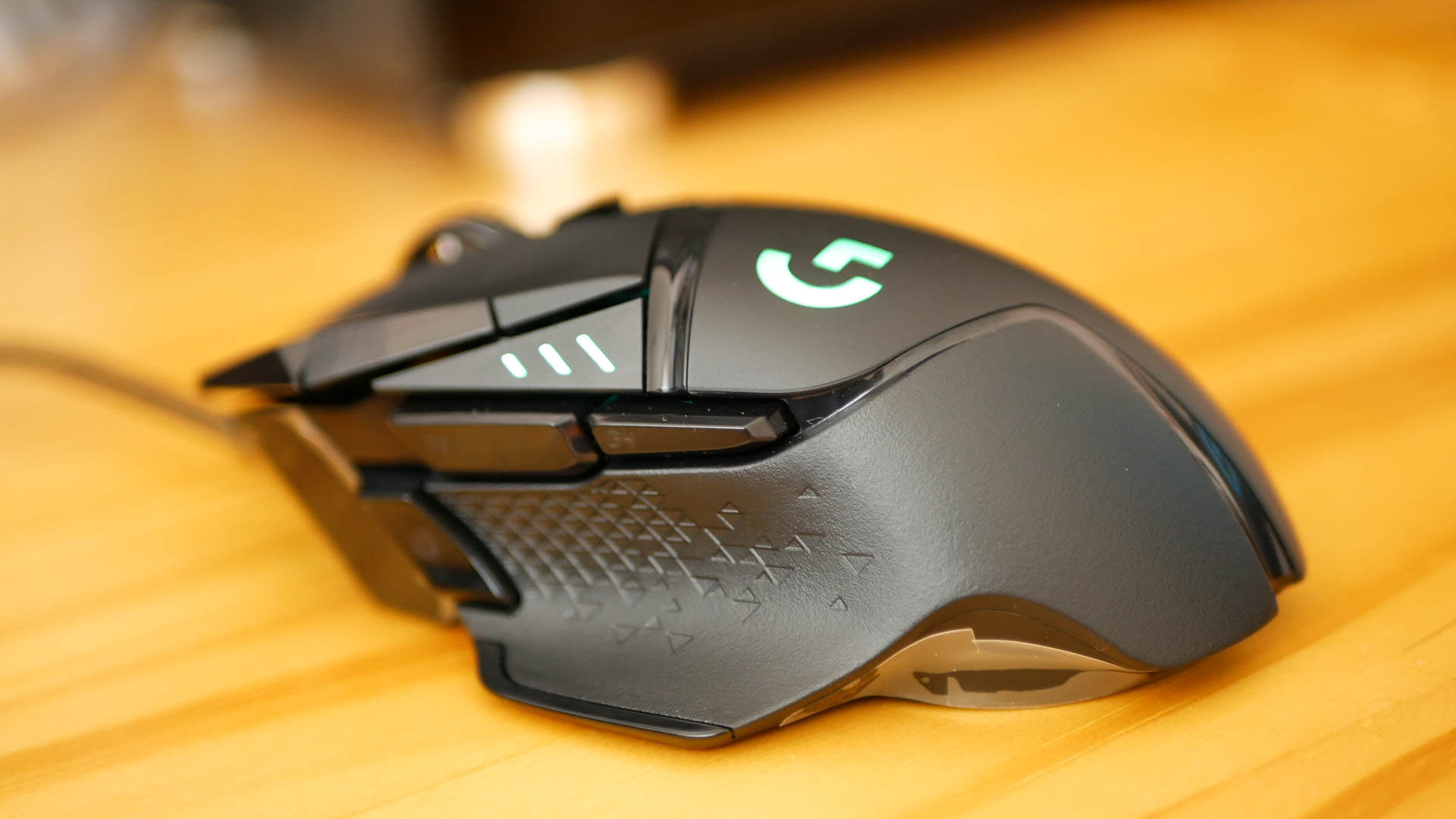 大手鼠标推荐罗技g402,罗技大手鼠标g304