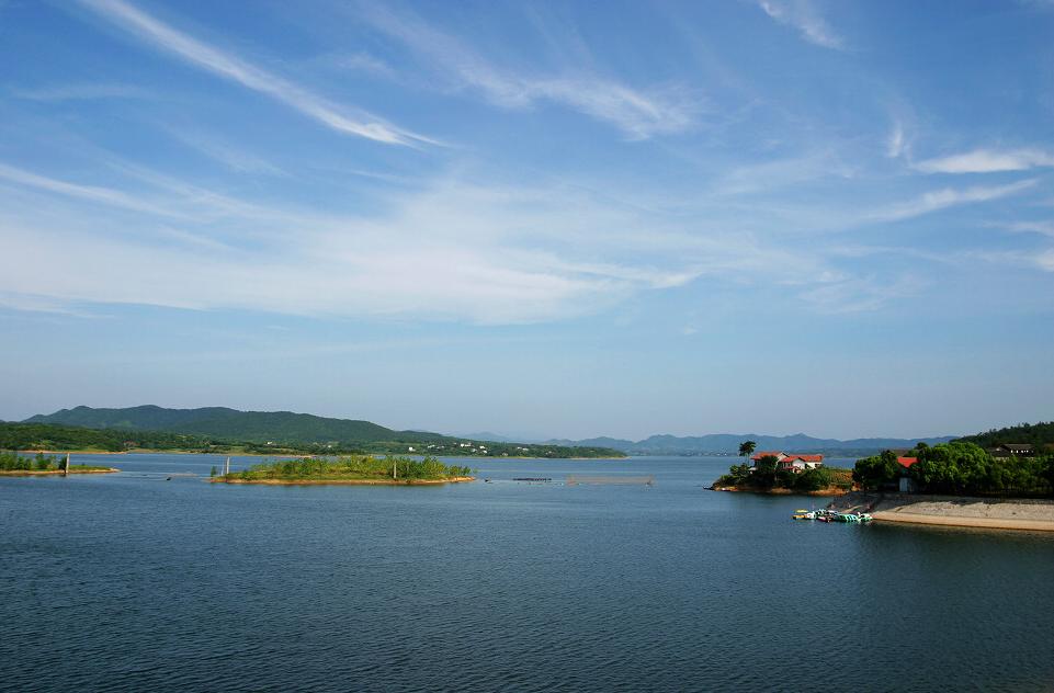 湖南省澧县，隋朝置县，因澧水得名，全国商品粮基地县