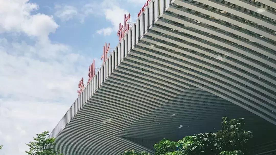 深圳歧视链：凭什么关内瞧不起关外？罗湖又看不上南山？