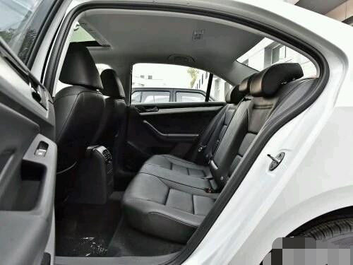 18款速腾1.6最低配二手车多少钱,18款速腾1.6手动落地多少钱