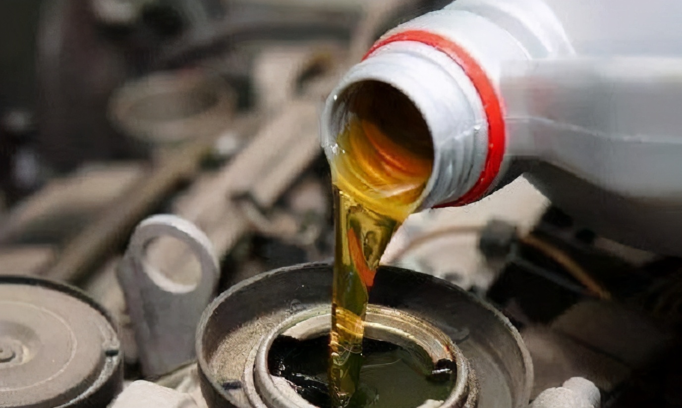 壳牌美孚嘉实多哪个对烧机油好点,壳牌嘉实多机油好吗