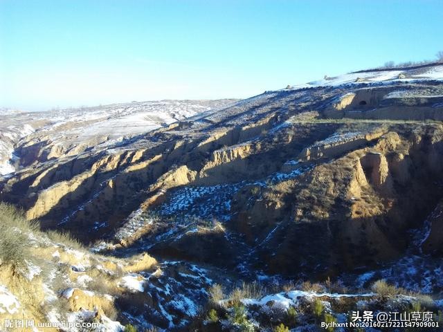 雄起在路上的视频,鄂尔多斯的路上