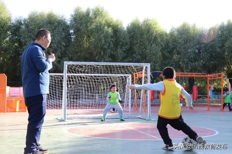 第二届校园足球特色学校足球联赛,全县中小学生校园足球赛开赛