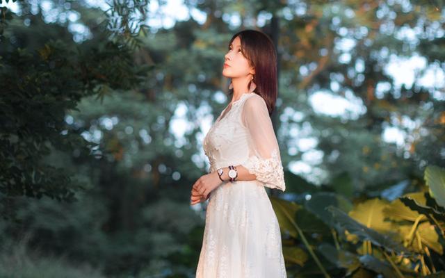 绝经后子宫萎缩后女人就会变老吗,女人绝经了怎么才能让自己变老