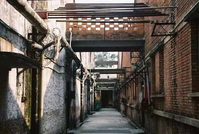 广州红专厂,再见了红蜻蜓