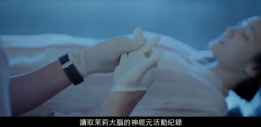 一边哭一边笑但不是很想笑,一边笑一边哭的厉害