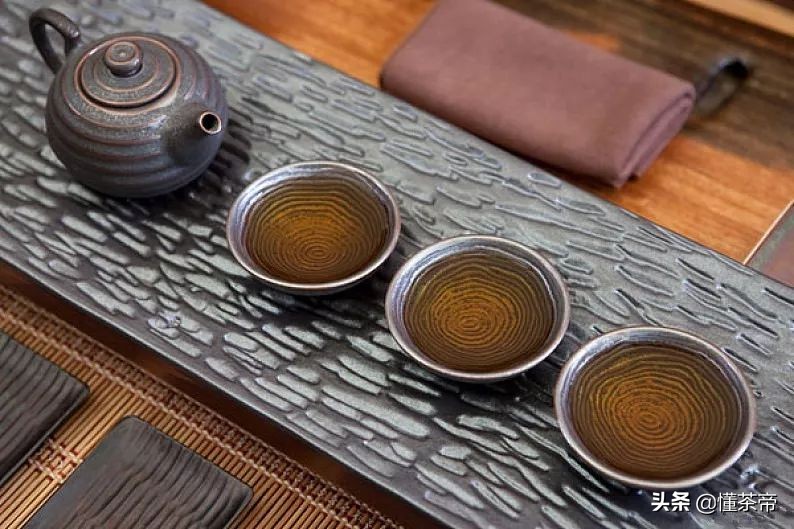 茶叶闻着不香喝着没味道什么原因,茶叶为什么炒得不香