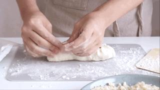 一根热狗的价格,做好的热狗一般地摊卖多少钱一根