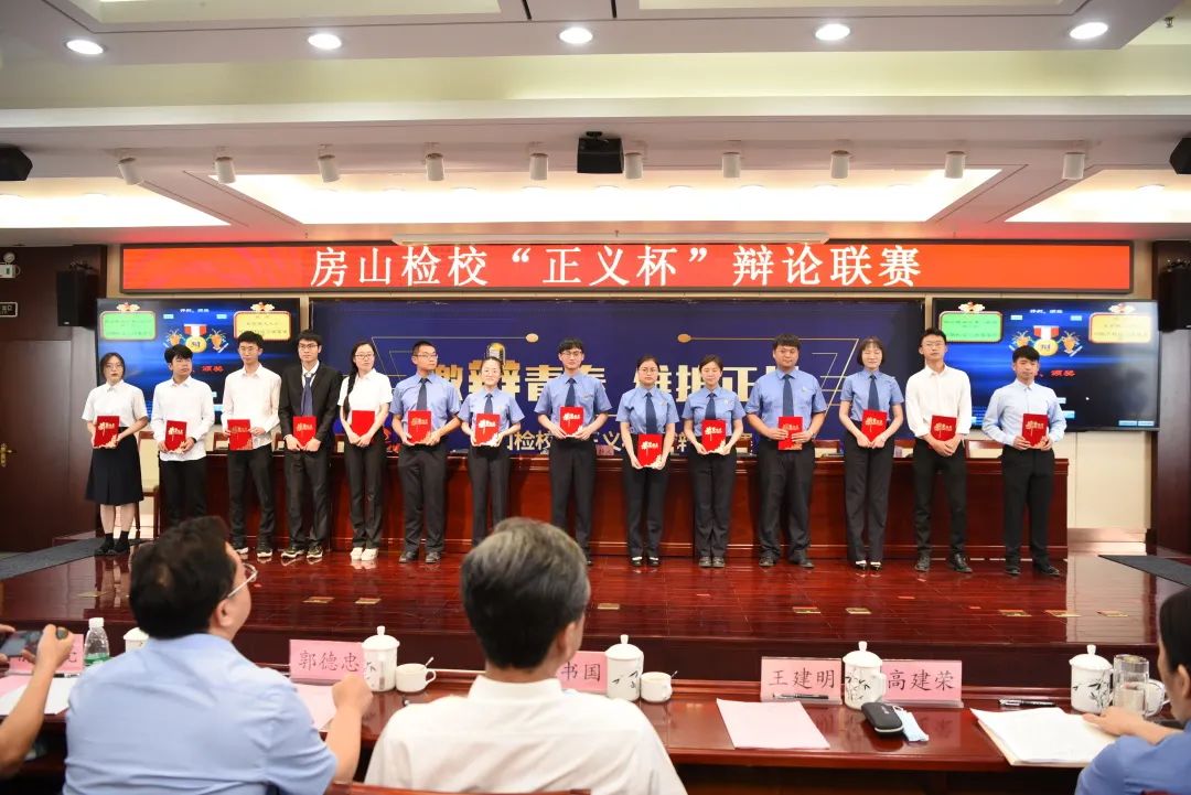 巅峰对决，以辩会友！一场超激烈的“battle”~