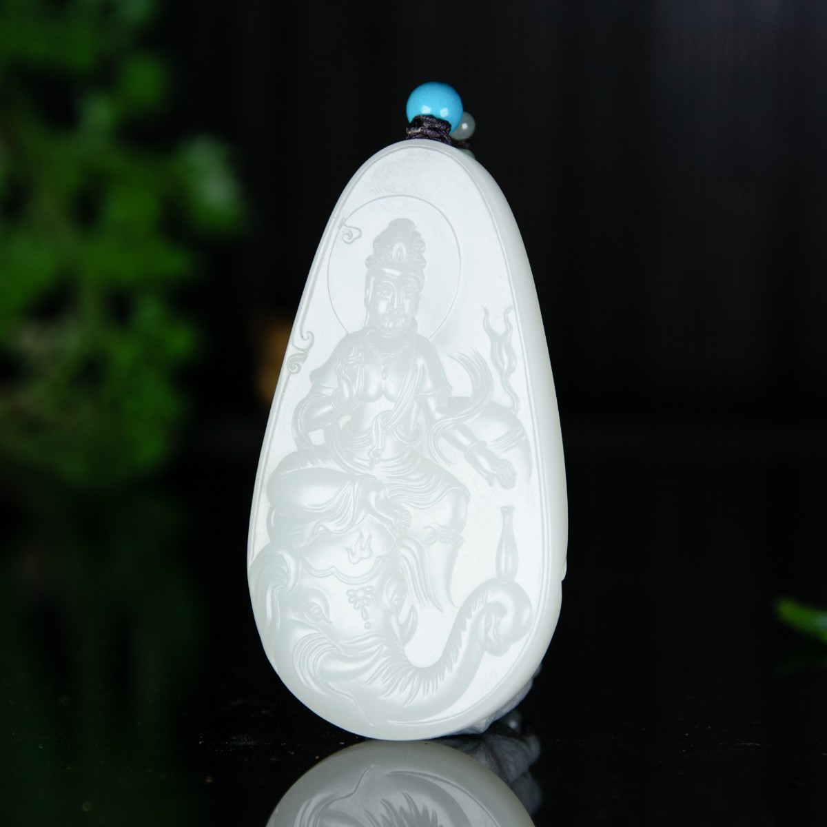 想买玉戴怎么样才不会买到假玉,买不起真玉可以戴便宜的吗