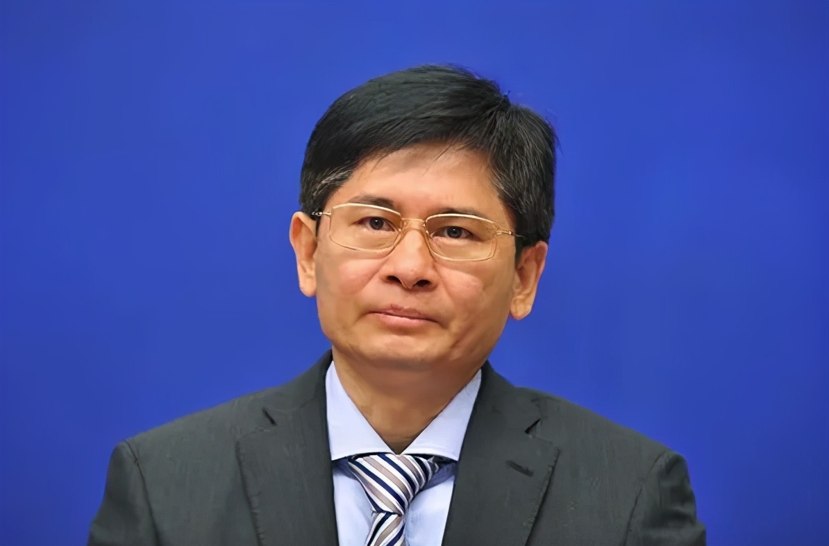 香港商报专访梁振英：香港「超级联系人」角色未弱化吁健康码互认融入内循环利港再出发