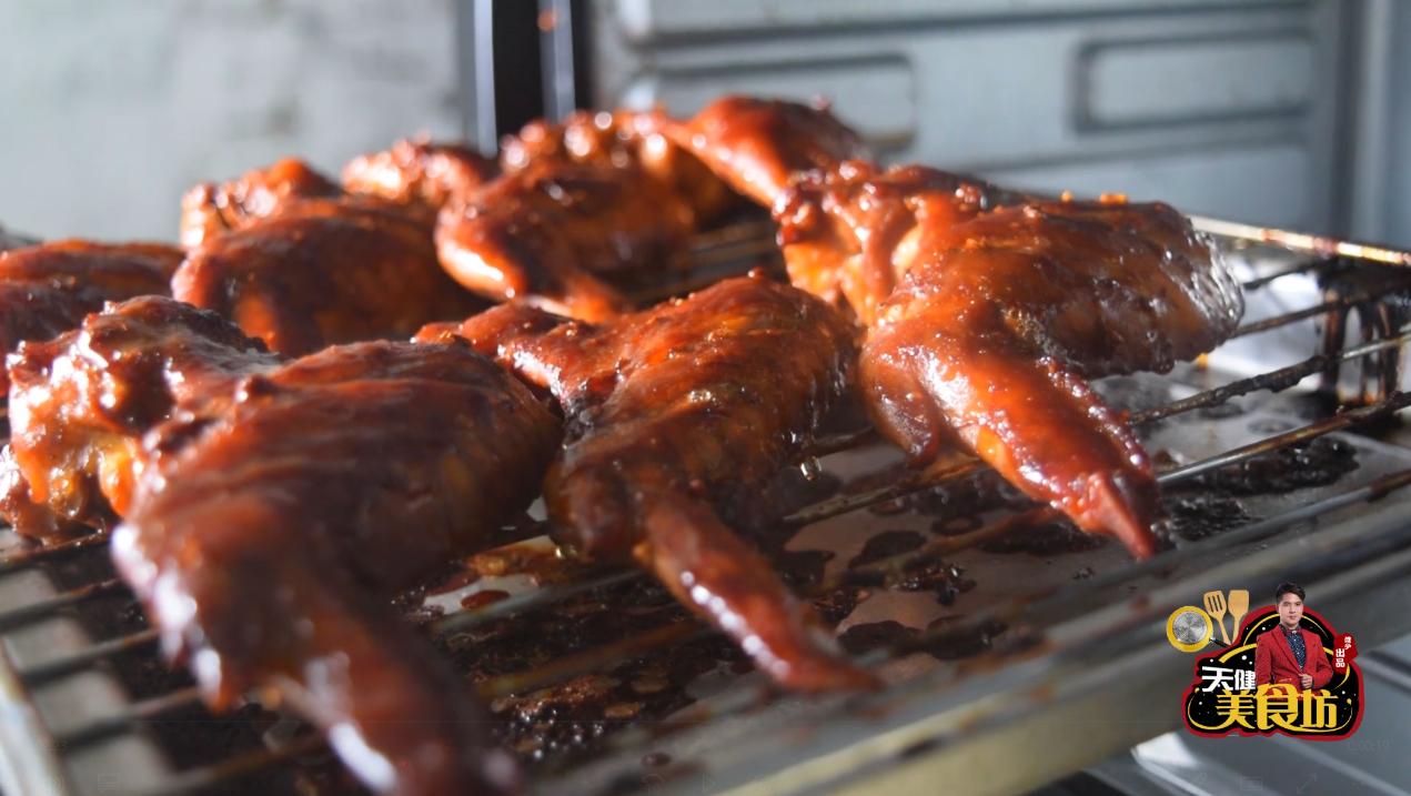 烤箱烤鸡翅中的简单做法,烤箱烤鸡翅详细做法