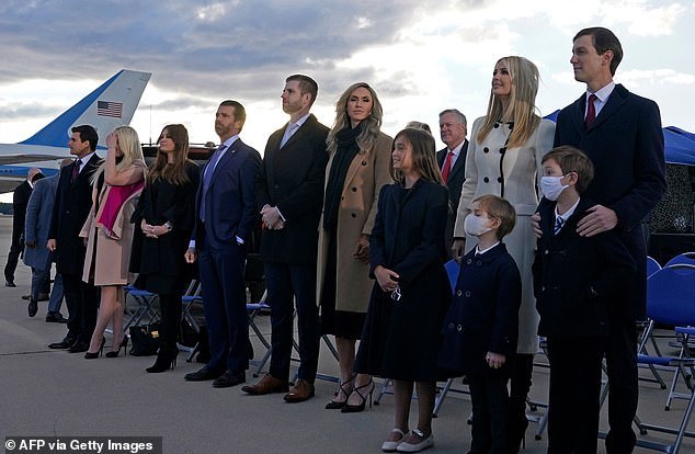 拜登和孙女亮相,拜登漂亮孙女图片