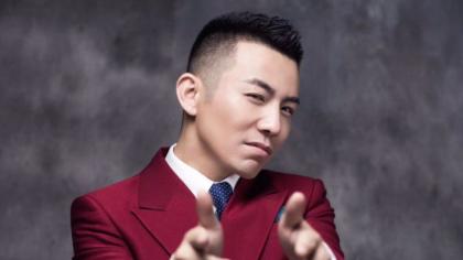 利哥称合同到期离开171，网友却不认账，到底谁说了谎？