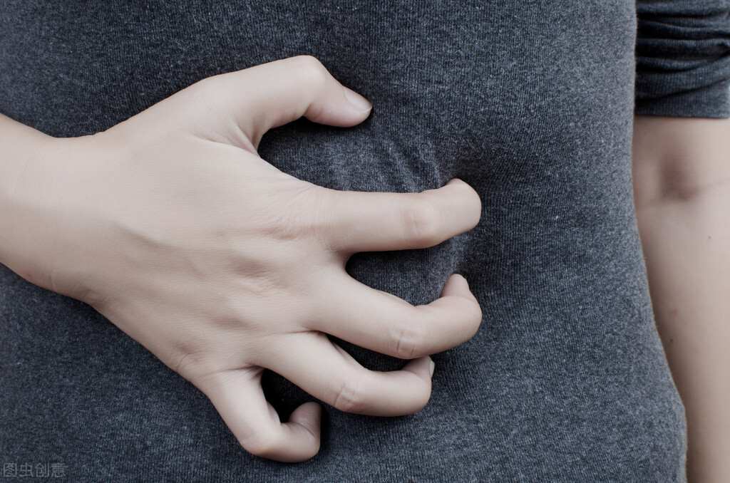 身体有癌，肚子先知？若肚子出现五个“特征”，当心癌细胞来访