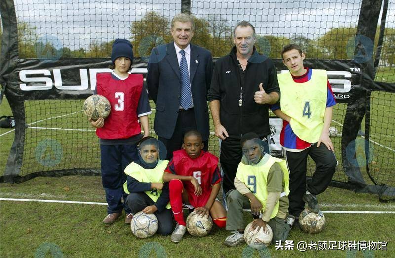 足球鞋胡尔克,胡尔克巴西刺绣足球鞋