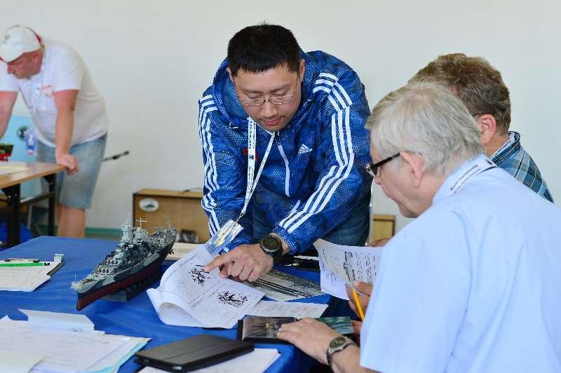 明日之星|把模型玩成职业运动员，还有人每年策划交流赛……“模型圈”大咖来了