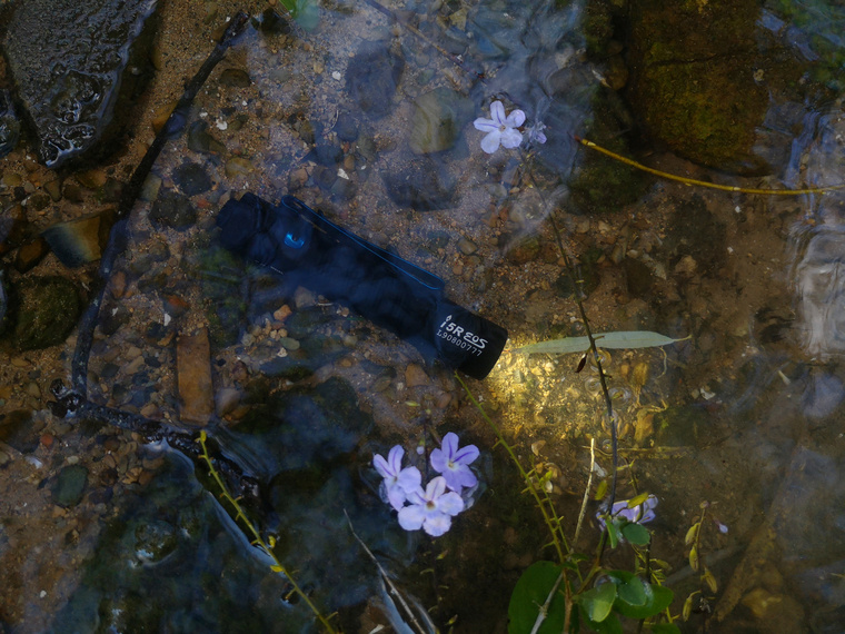 olight傲雷baldrs小型强光战术手电,我就是与众不同女声完整版