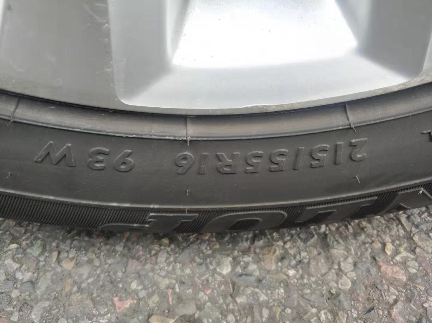 帕萨特对比迈腾有什么区别,帕萨特迈腾详细对比