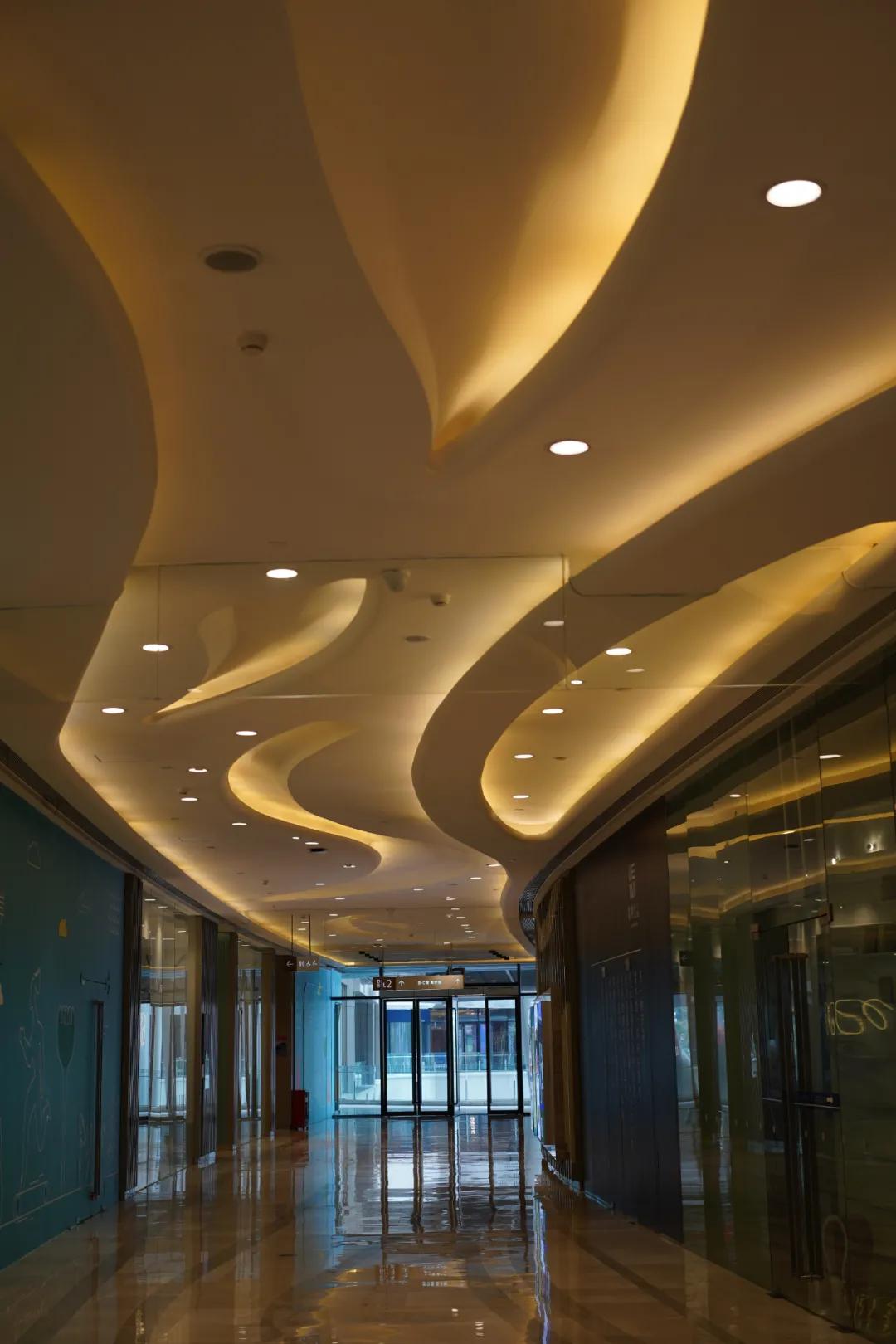 索尼定焦镜头推荐哪个,索尼最值得入手的定焦镜头