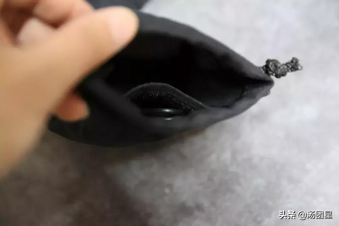 小米出了几款产品,小米的有锁和无锁