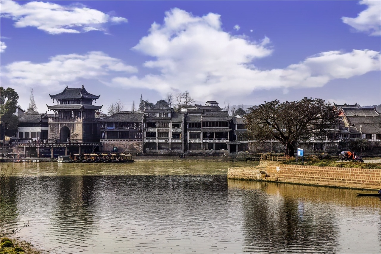 漫步天府之国黄龙溪古镇,成都黄龙溪鹿溪河