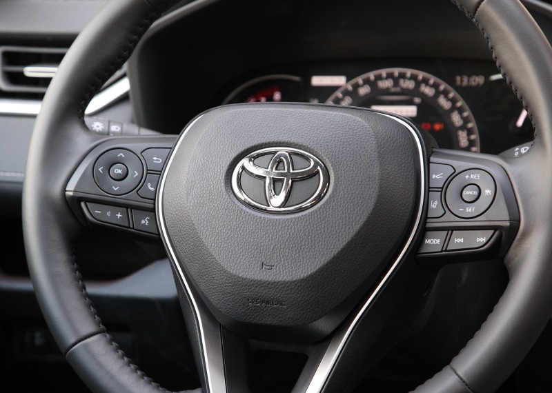 实际体验荣放带来的强劲动力,果然找到了传说中的推背感