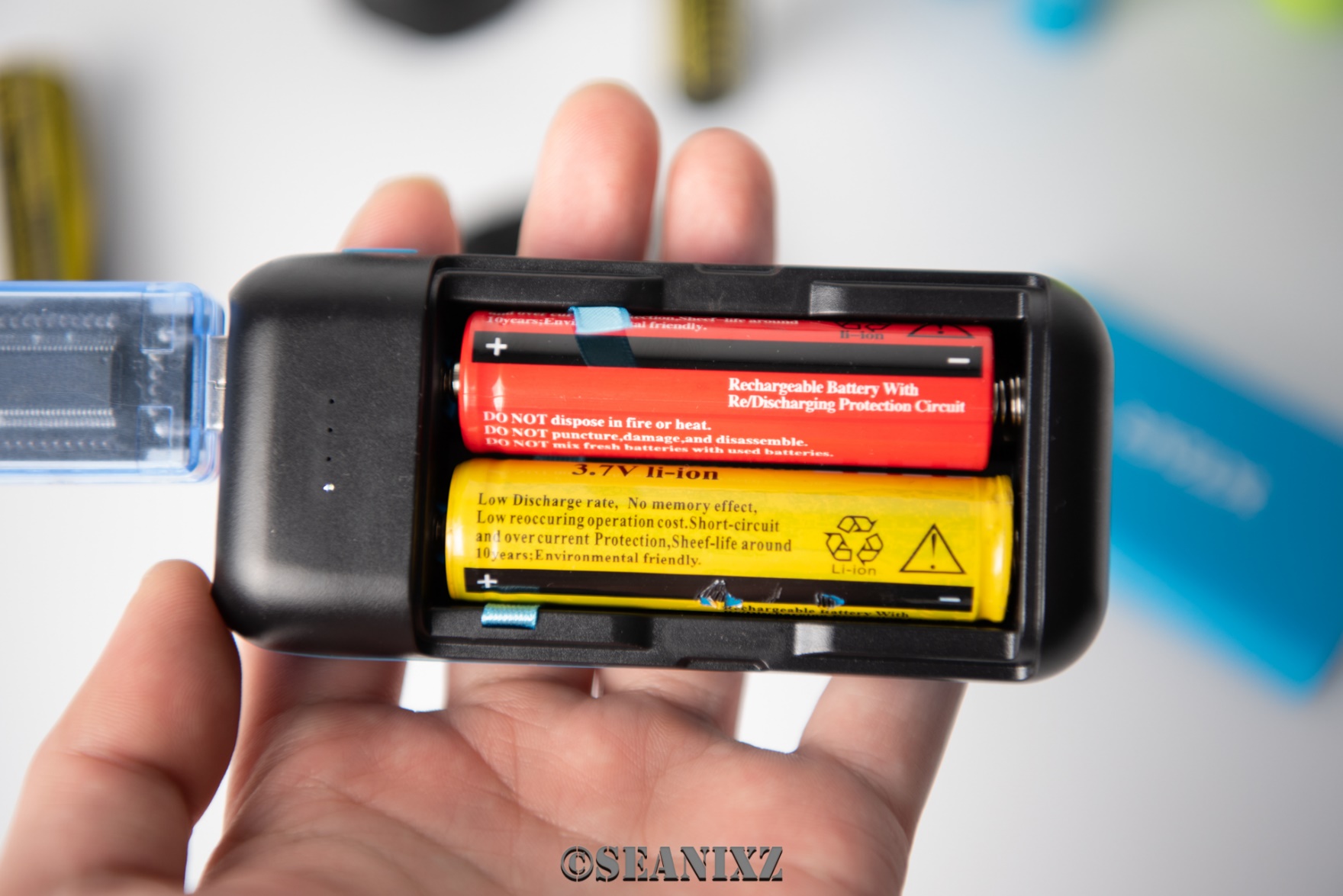 xtar18650充电宝怎么用,旧的18650电池能做一个充电宝吗