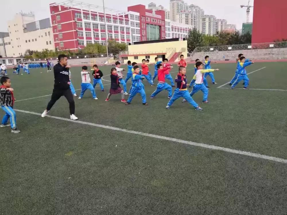 小学未成年思想道德建设活动方案,未成年人思想道德建设幼儿园教案