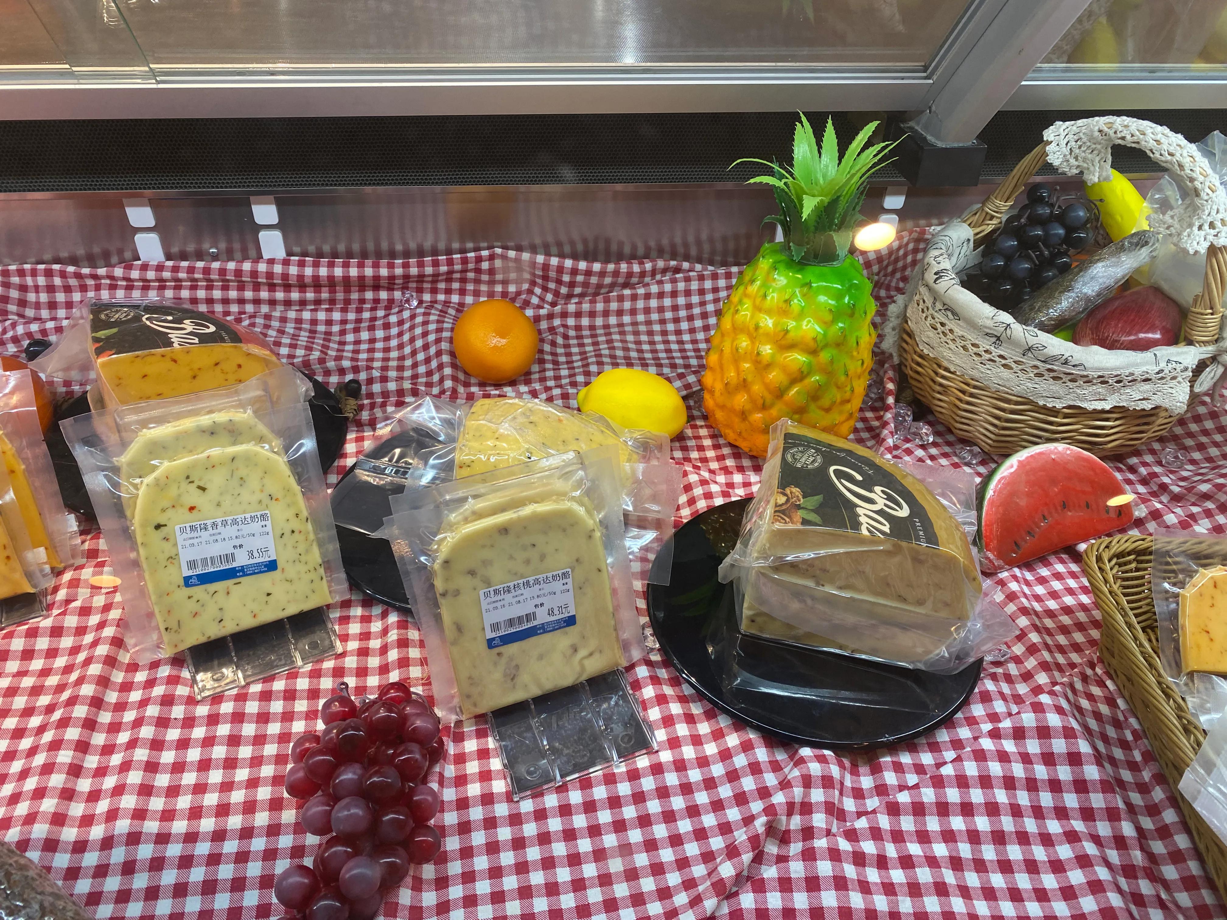 西班牙国宝级美食火腿,哪种西班牙火腿又便宜又好吃