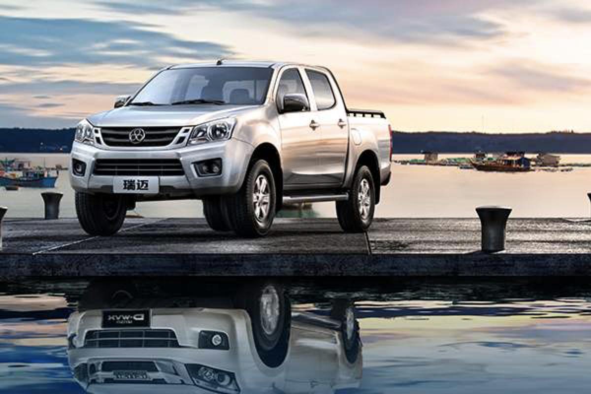 柴油四驱手动域虎和瑞迈咋选,江铃域虎3和五十铃瑞迈哪个好