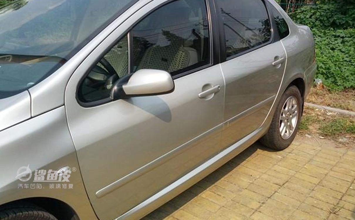 奔驰车身凹陷4s店修复多少钱,汽车车身有凹陷怎么处理