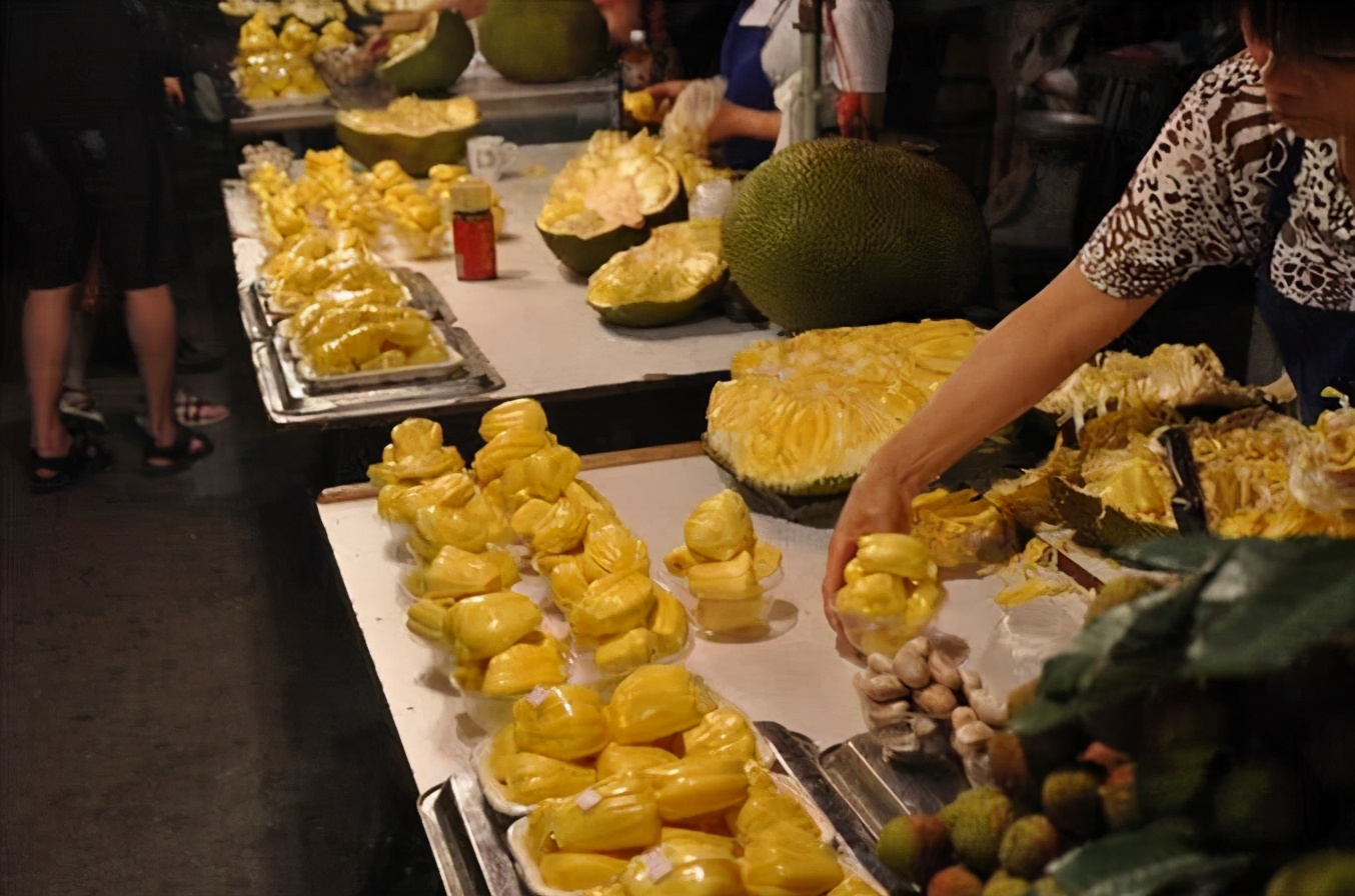 买菠萝蜜时，论斤买好还是论盒买好？甜度差别大，别再瞎买了