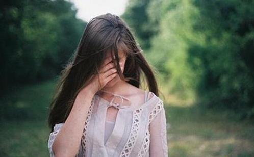 女友背着男朋友相亲还能继续吗,女朋友瞒着我去见前男友怎么办