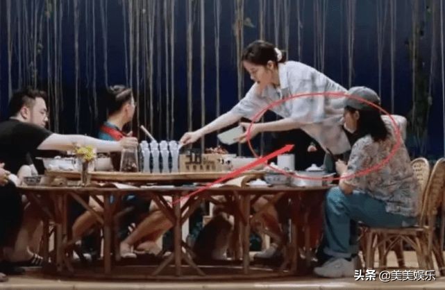 又翻车!欧阳娜娜借张子枫拯救路人缘,被说欺骗别人感情...