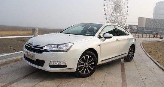 雪铁龙的驾驶感受,行驶中的雪铁龙c5