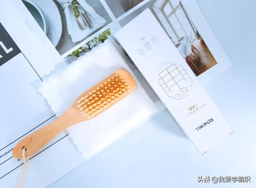 羽绒服脏怎么洗最好的方法,羽绒服皱皱巴巴的用什么解决