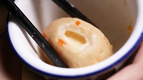 冲着“海虫子”去的卜卜贝，每天排队到凌晨1点