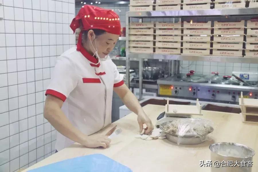 藏在国购广场的这家水饺店，忍不住曝光它