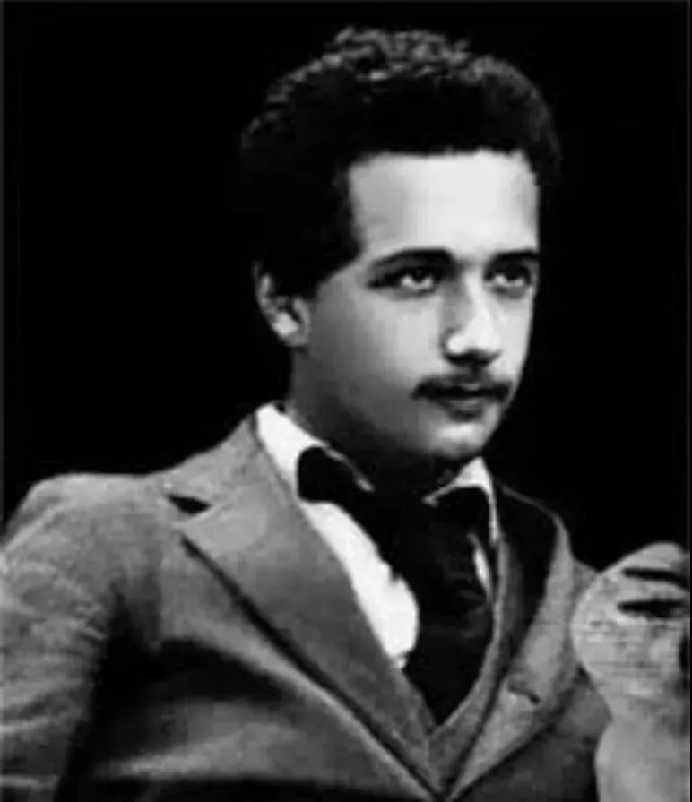 从唯物主义到唯心主义,以太理论相对论