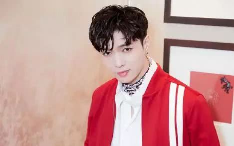 张艺兴真的没时间谈恋爱吗,张艺兴为什么不谈恋爱